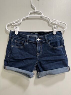 Old Navy Women’s Dark Blue Denim Roll-Cuff Shorts